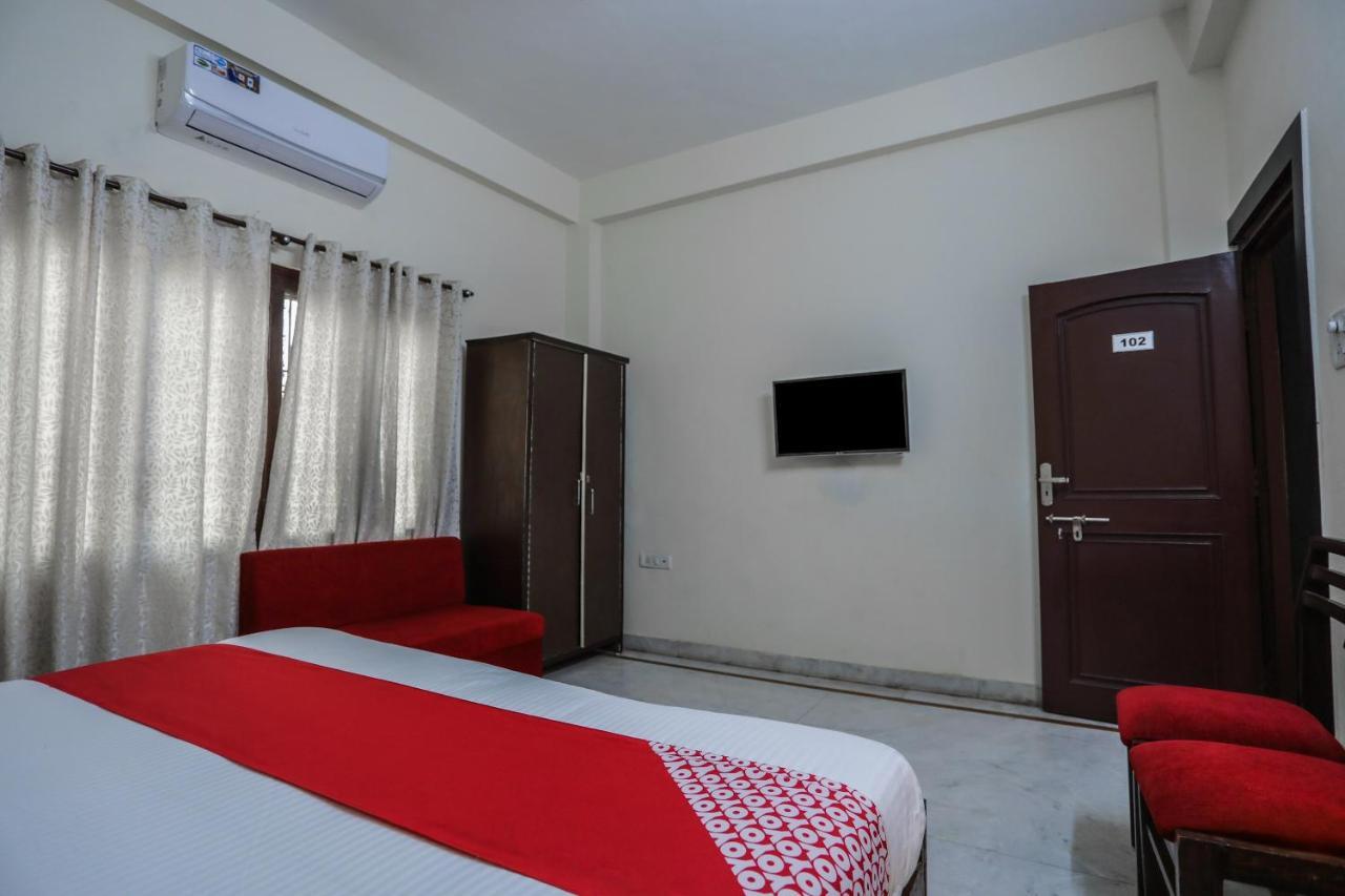 Oyo 15245 Eden Hotel Bhopal Bilik gambar